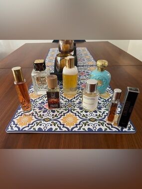 Perfumes Bundle - Seven